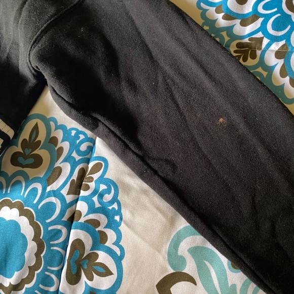 Forever 21 Cropped Black Hoodie - Picture 2 of 3